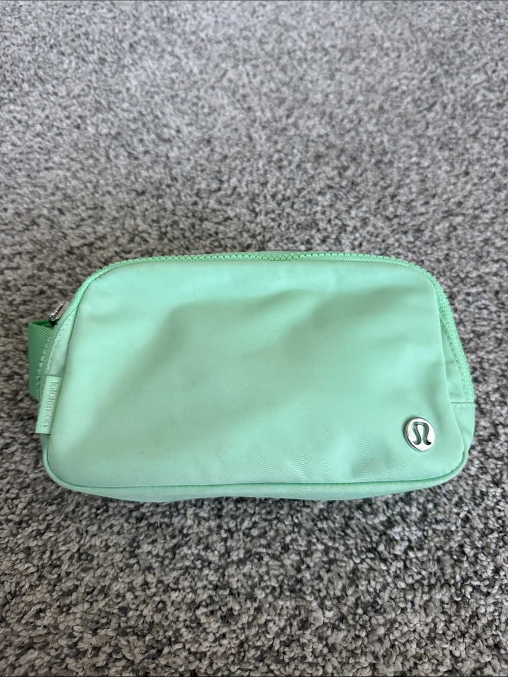 Lululemon Belt Bag - citra lime